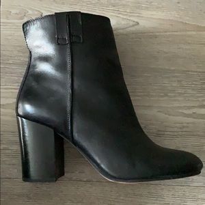 SALE *** THE PERFECT Black bootie